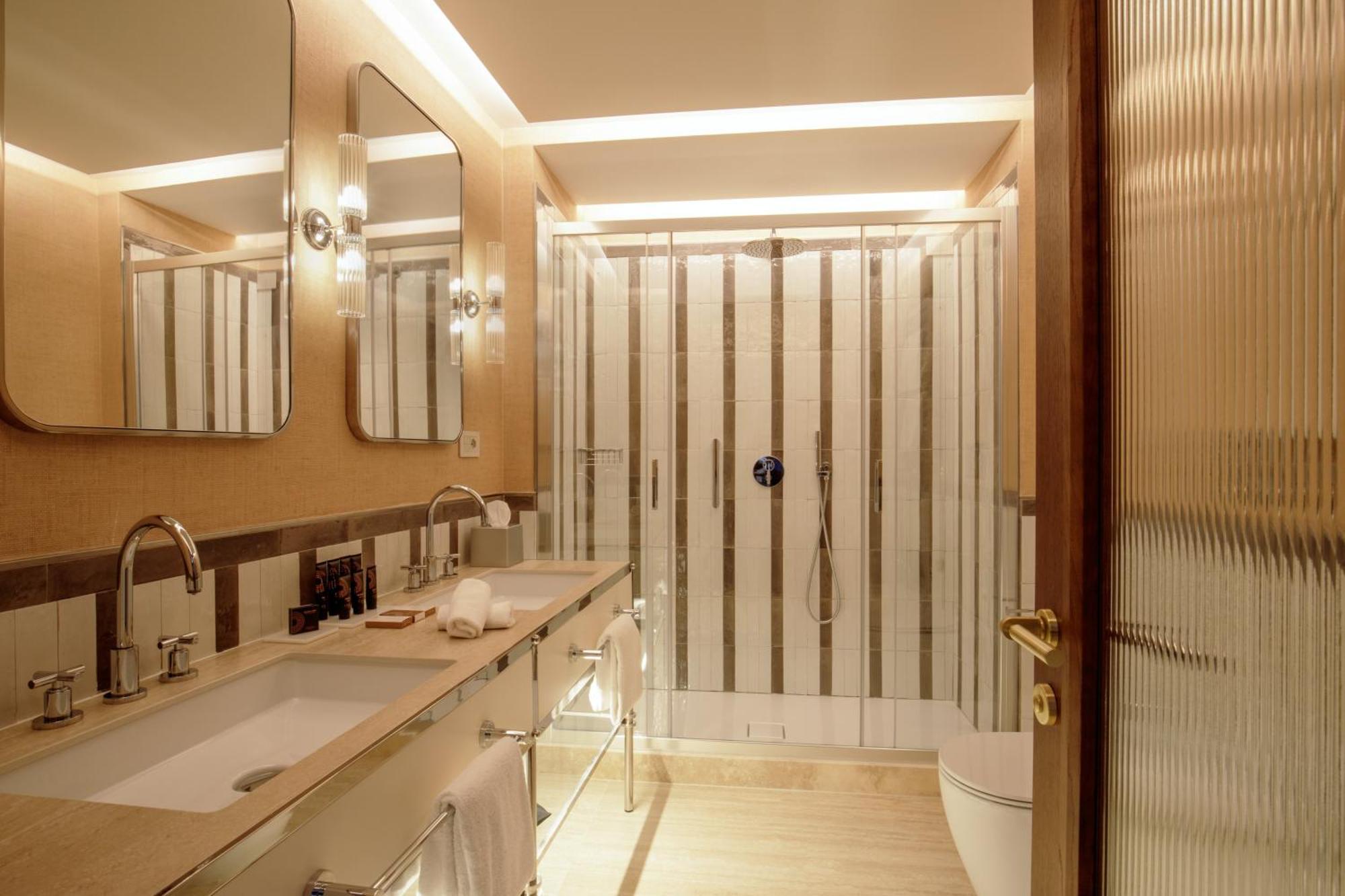 Imperiale By Omnia Rome